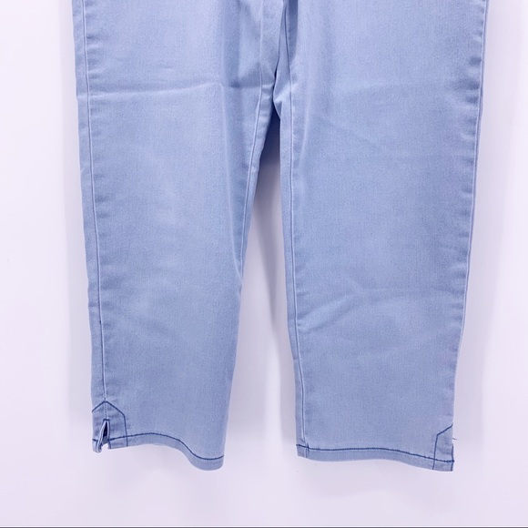 NEW FDJ Pull-On Chambray Capri Pants Size 2 - Picture 3 of 7